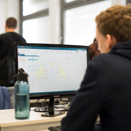 Energia- és anyaghatékony hidat terveztek az idei 3D MechMania verseny résztvevői