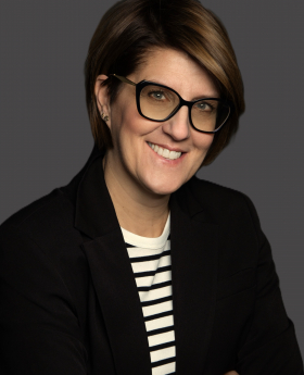 Dr. Baracsi Viktória DLA